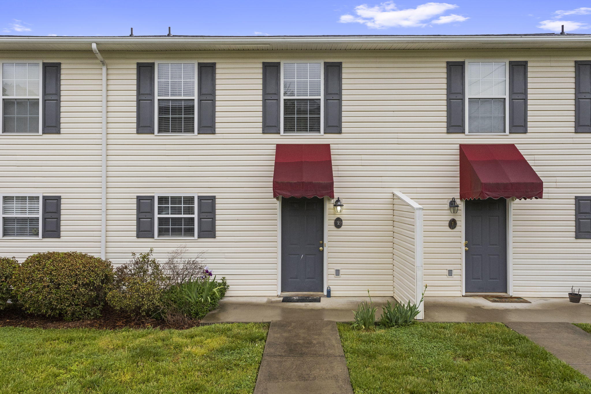 2201 Cherokee Road, Unit 2 Johnson City, TN 37604 - Photo 1 of 18 1-web-or-mls-IMG_9955
