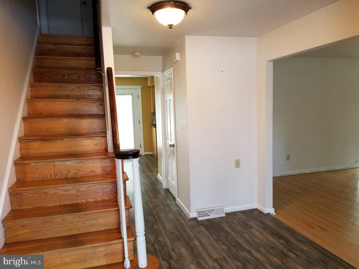1930 Brandon Road Norristown, PA 19403 - Photo 2 of 14 Gallery Image 2