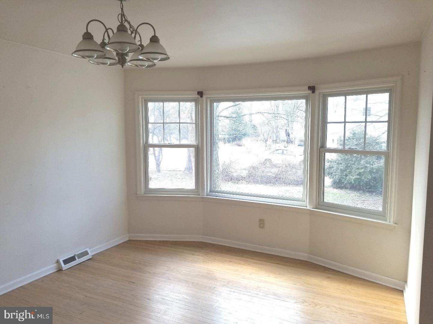 1930 Brandon Road Norristown, PA 19403 - Photo 4 of 14 Dining Room