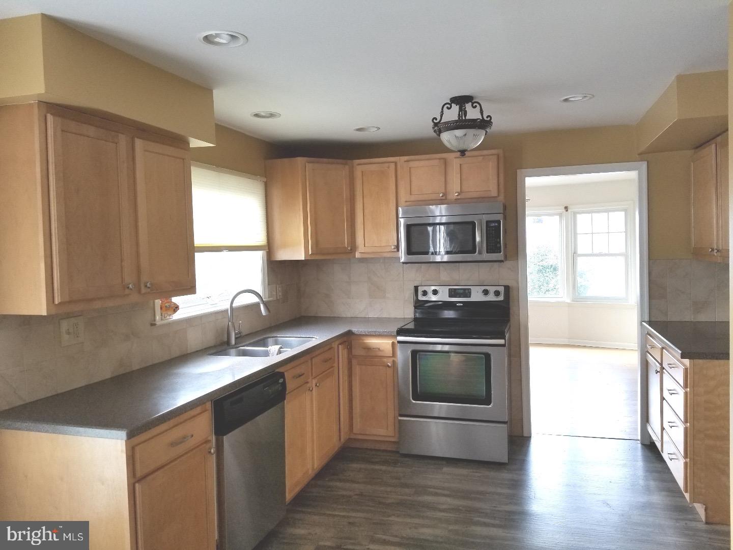 1930 Brandon Road Norristown, PA 19403 - Photo 5 of 14 Kitchen