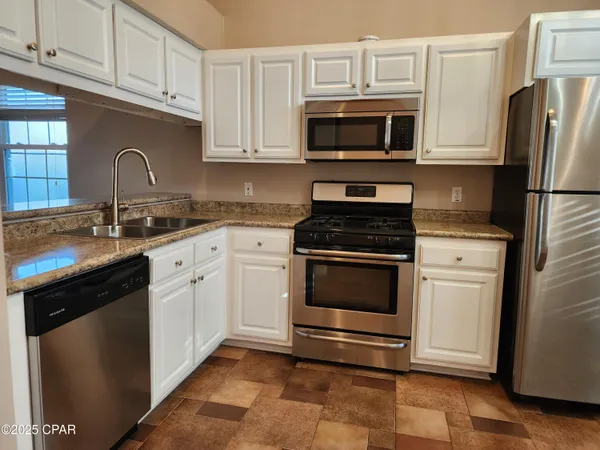 $2,100 | 200 Argonaut Street, Panama City Beach, FL 32413