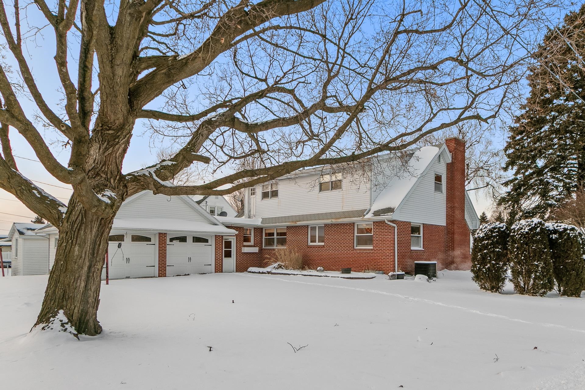 126 Ellickson Street Arlington, WI 53911 - Photo 52 of 61