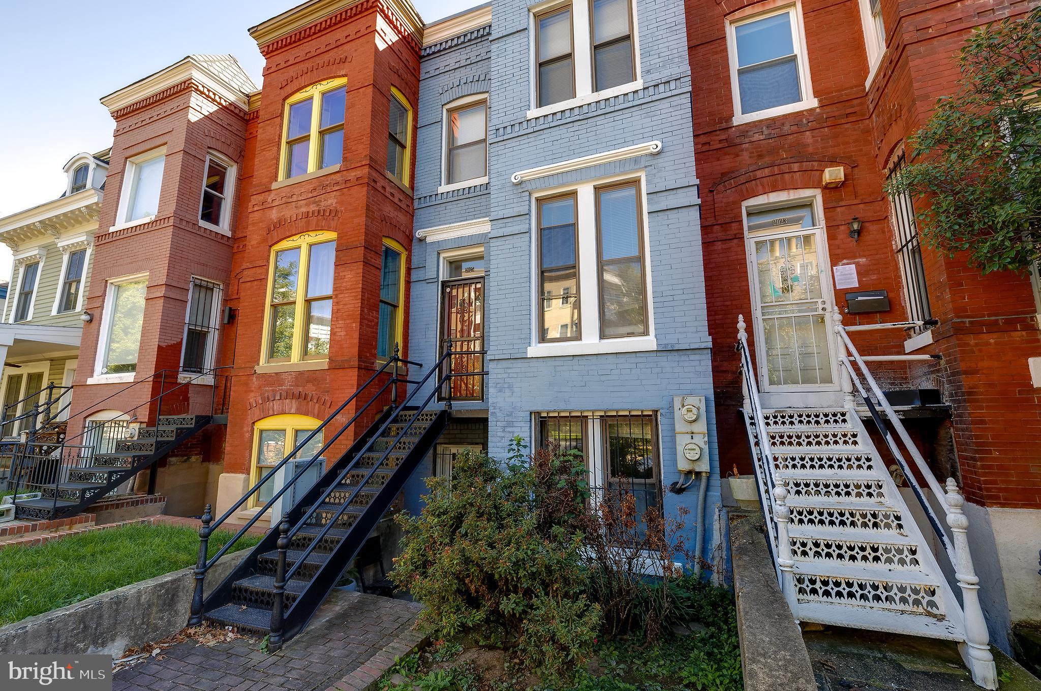 2025 11th Street Northwest Washington, DC 20001 - Photo 3 of 21 a front view of a multi story building
