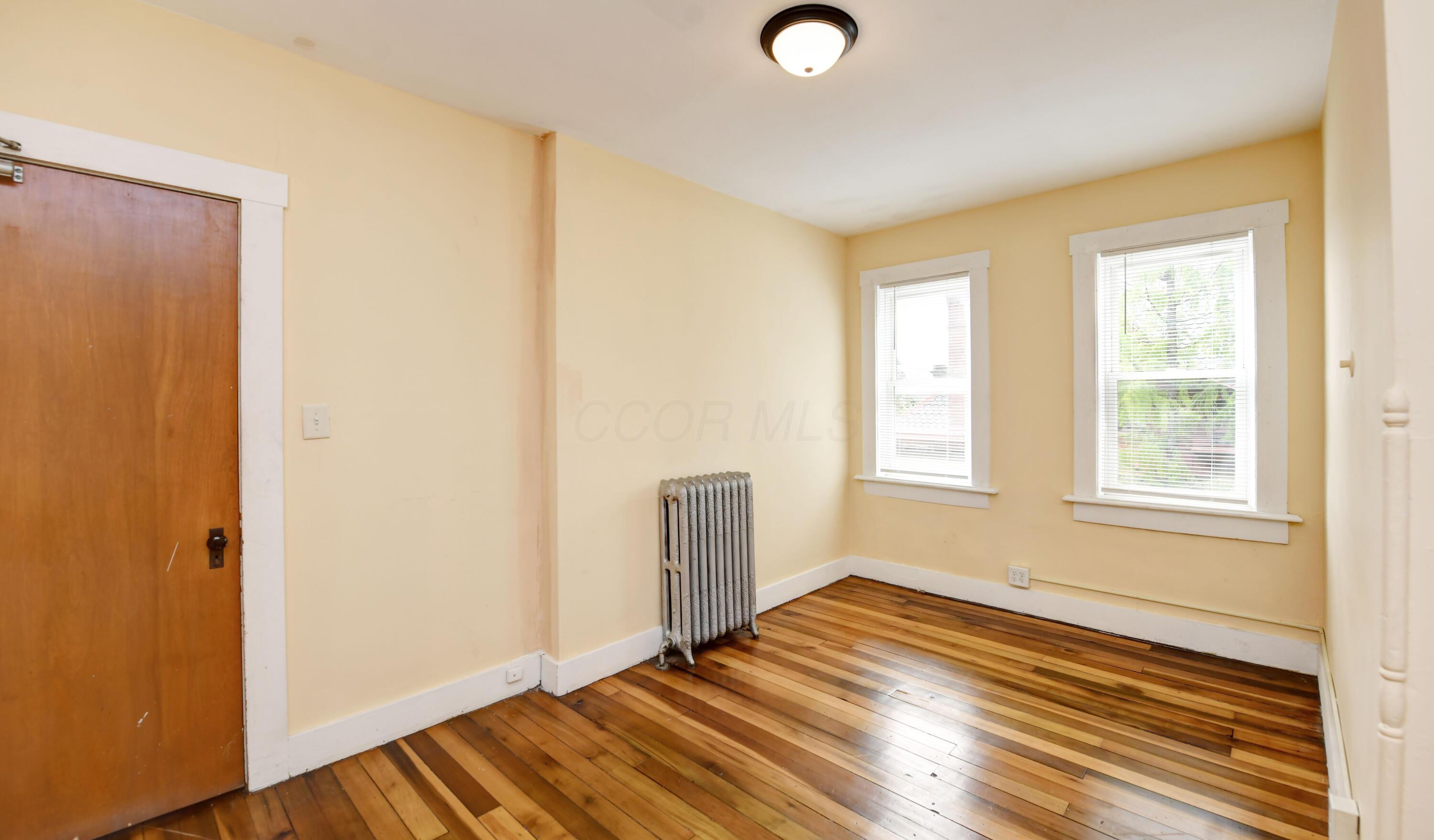 1298 Bryden Road Columbus, OH 43205 - Photo 54 of 72 Third Floor Bedroom (2)