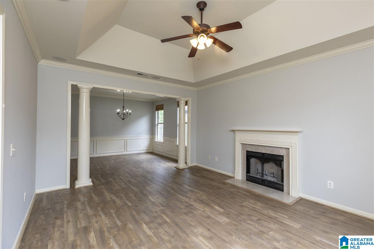 1004 Riviera Drive Calera, AL 35040 - Photo 2 of 38
