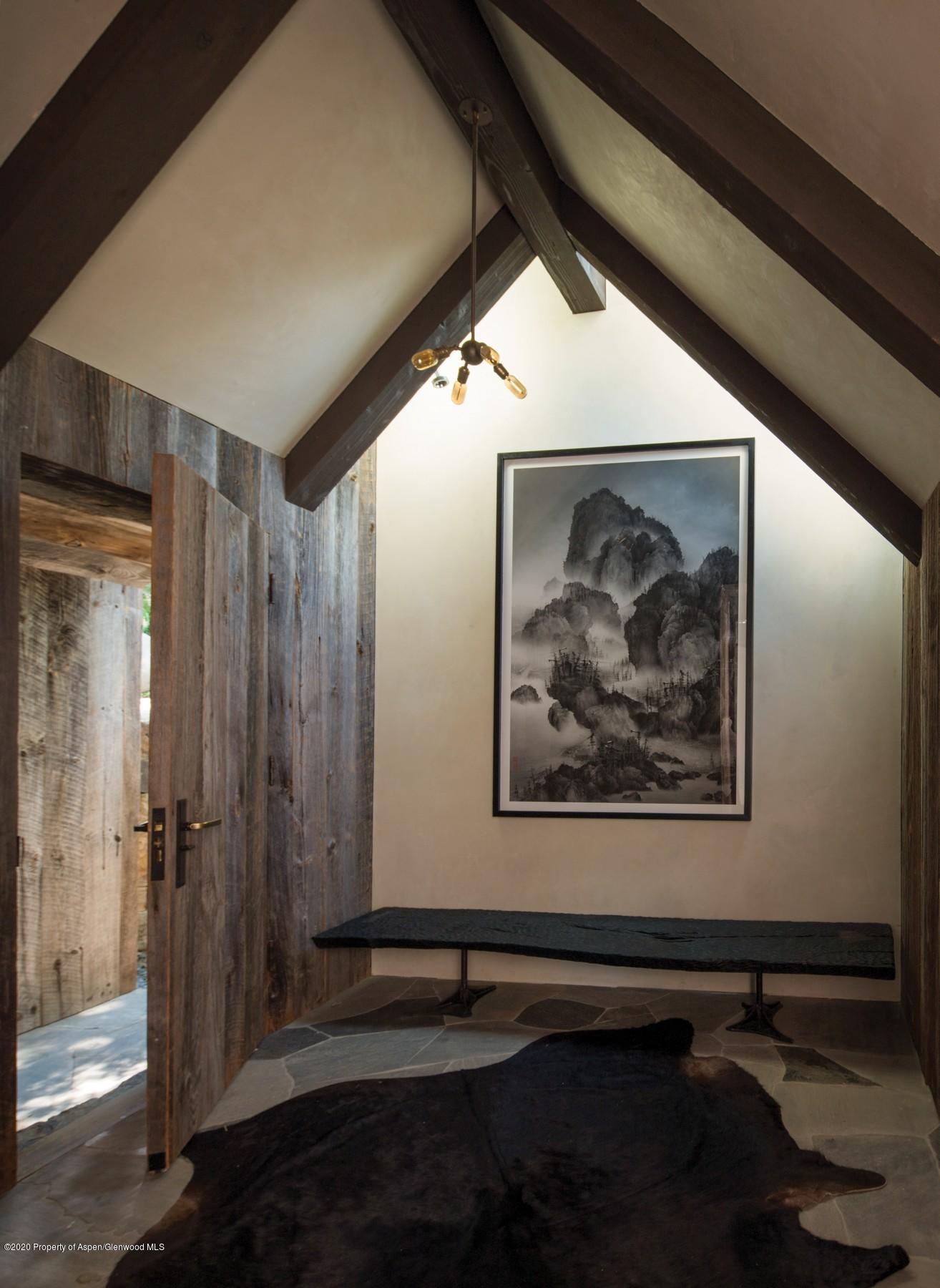 178 Bennett Bench Aspen, CO 81612 - Photo 12 of 39 Entryway