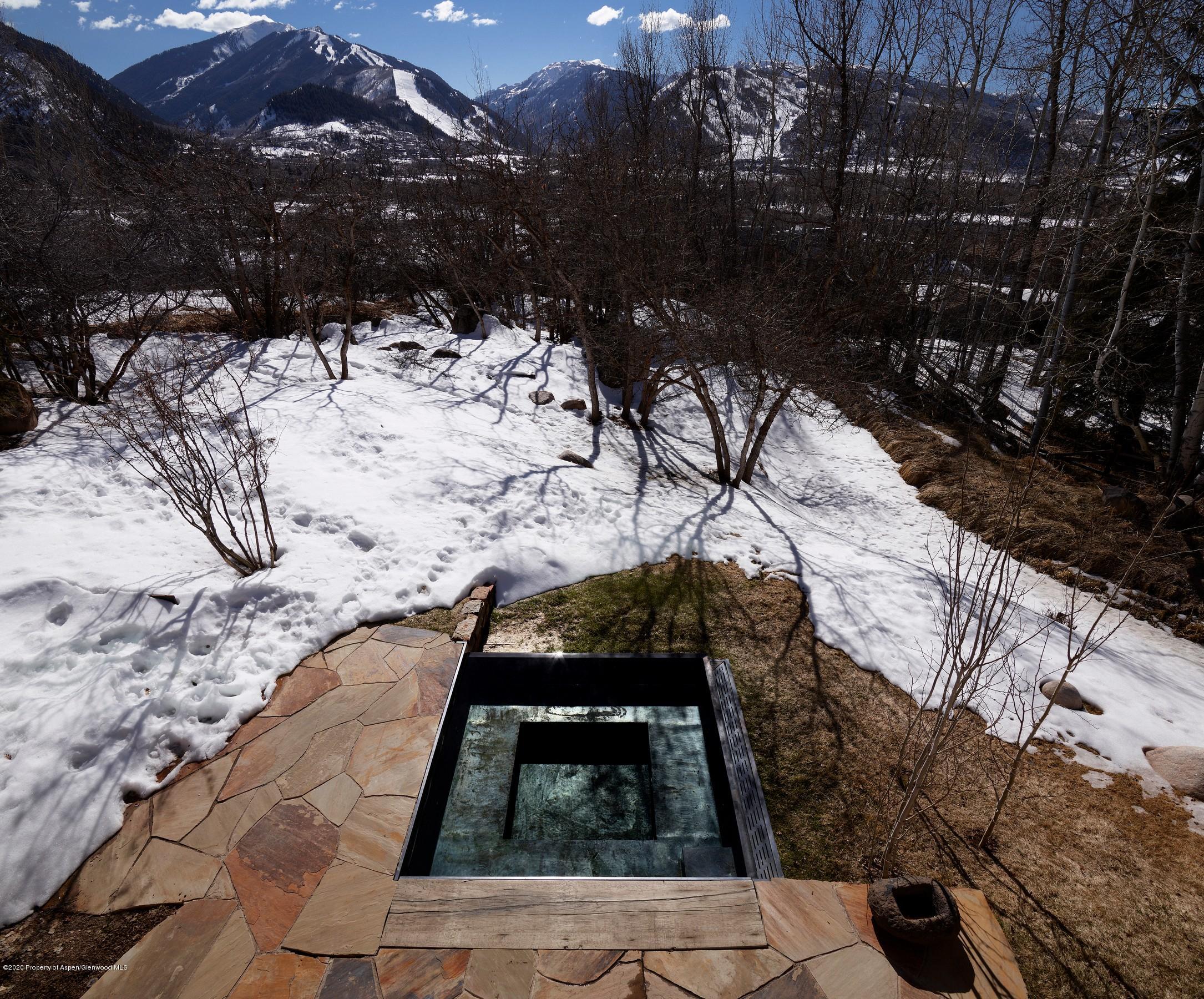 178 Bennett Bench Aspen, CO 81612 - Photo 34 of 39 Infinity Edge Hot tub3