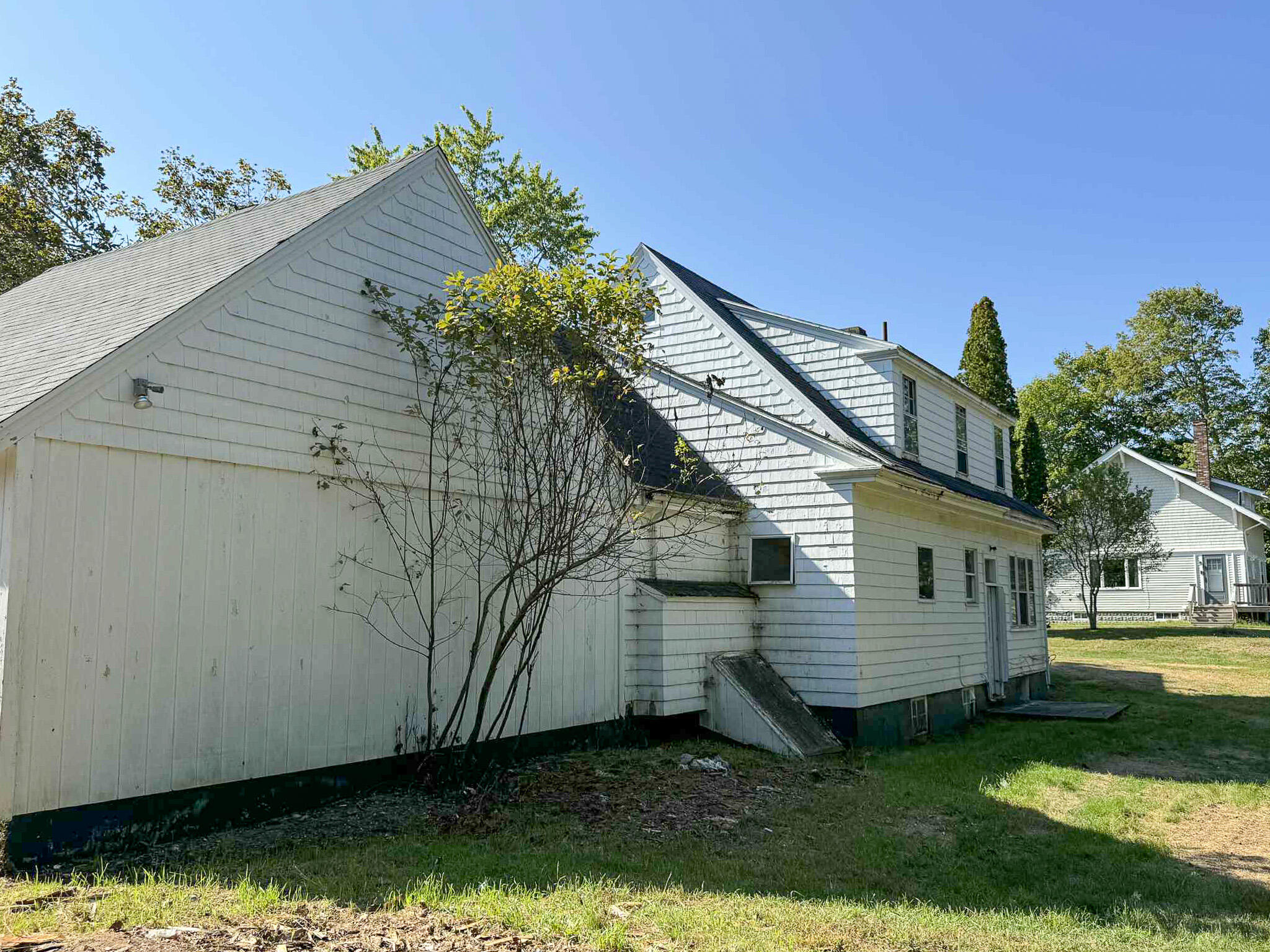 159 Court Street Machias, ME 04654 - Photo 6 of 39 6