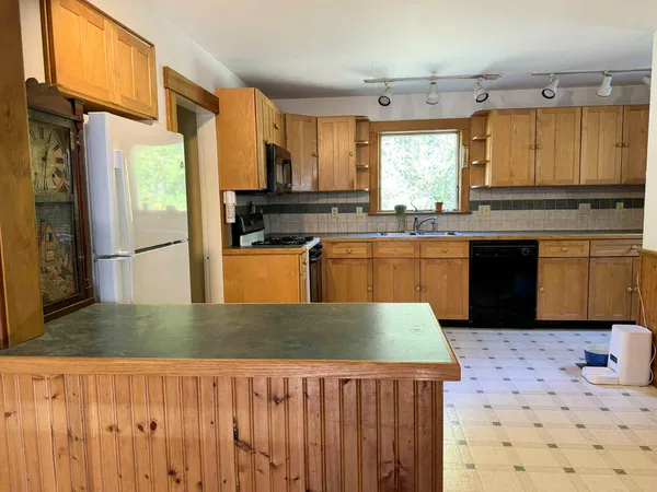 $140,000 | 159 Court Street, Machias, ME 04654