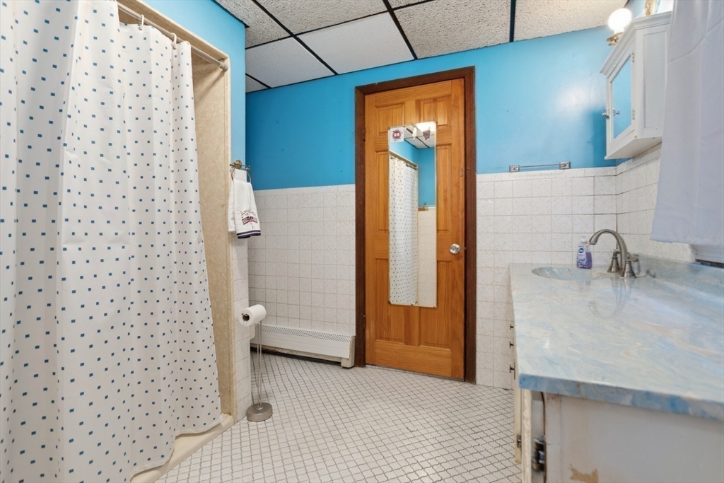 45 Bradford Road Peabody, MA 01960 - Photo 26 of 42