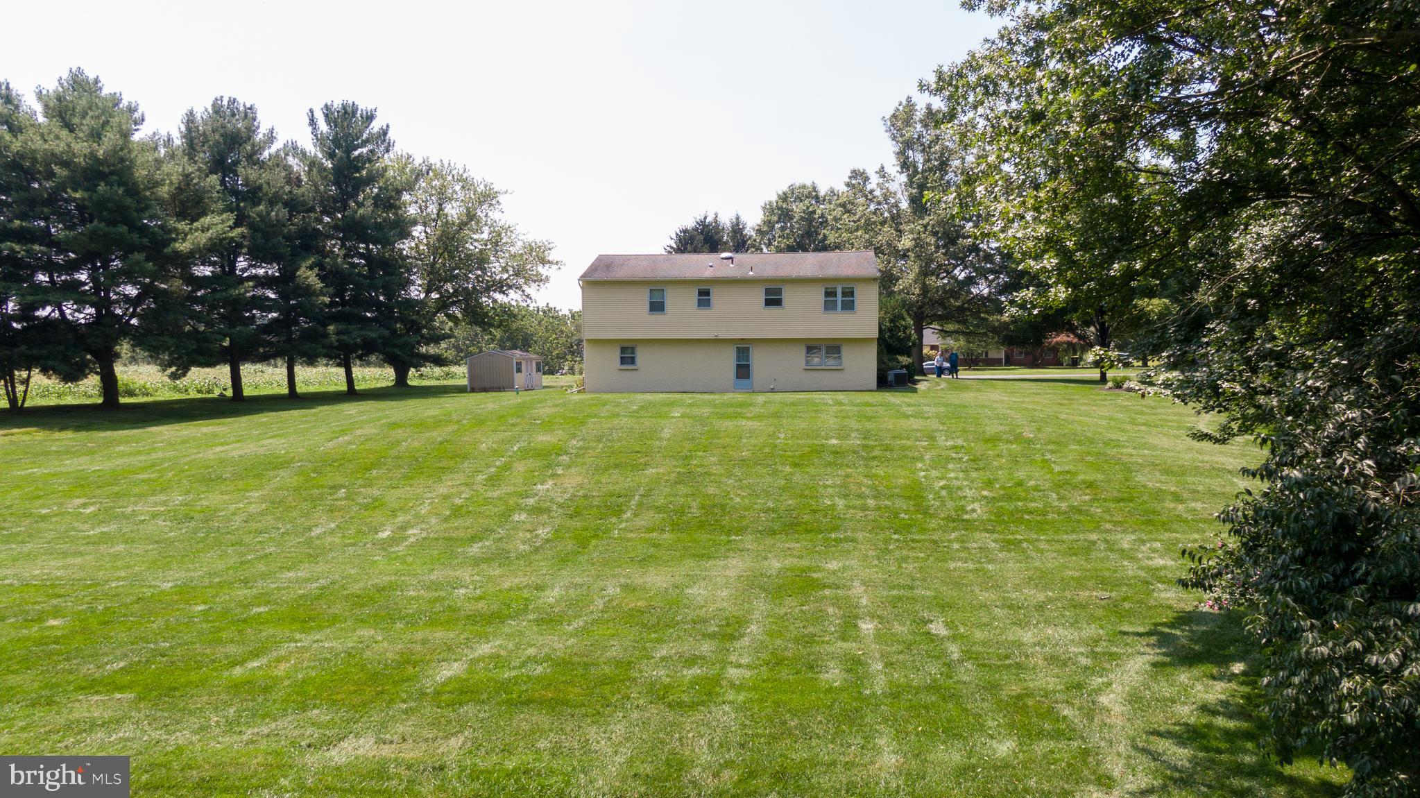 538 Delp Road Souderton, PA 18964 - Photo 6 of 31 Large backyard for games