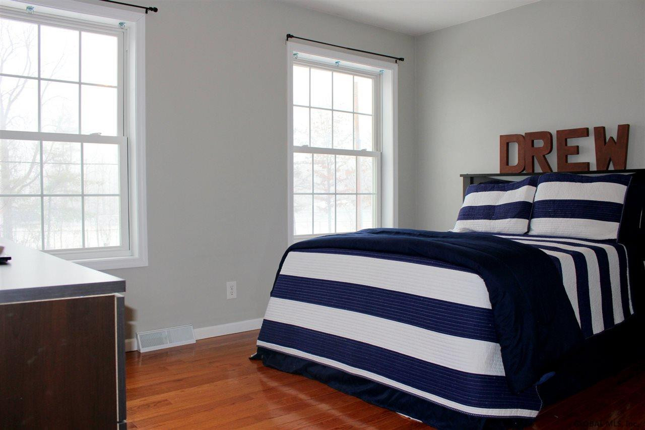 528 Stanek Road Rotterdam, NY 12306 - Photo 9 of 25 Photo 9