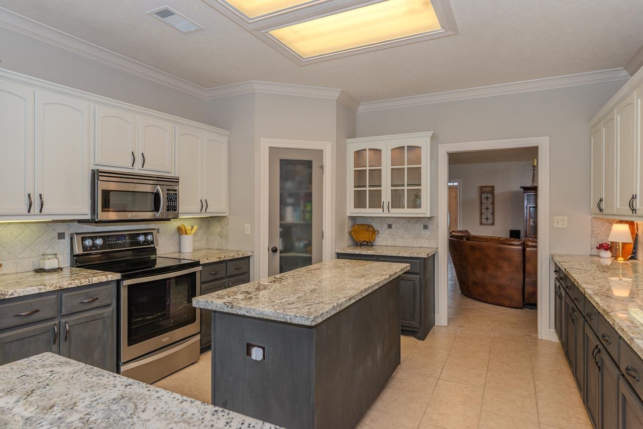 6120 Westchase Loop Lumberton, TX 77657 - Photo 10 of 44