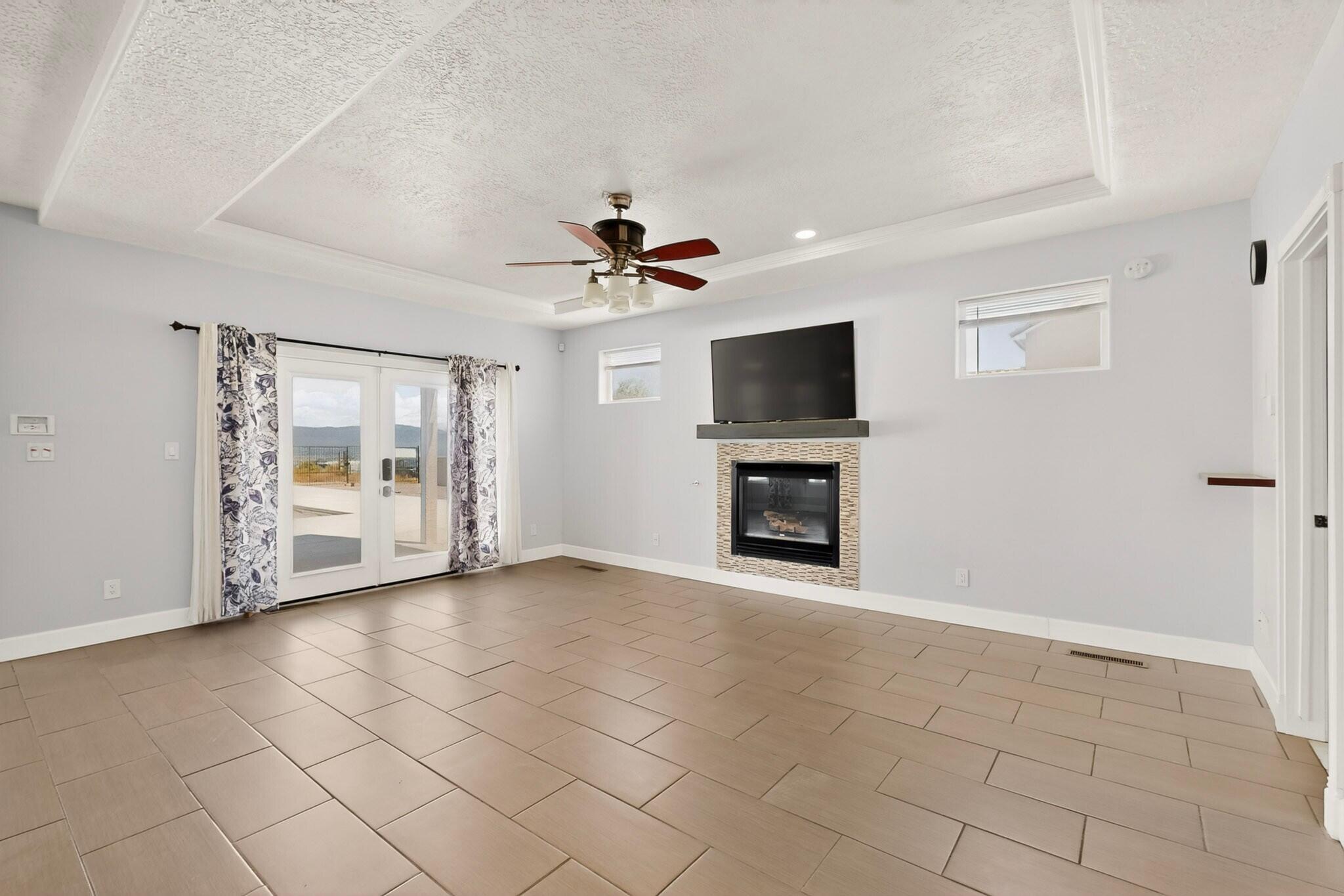 1004 6th Street Southeast Rio Rancho, NM 87124 - Photo 19 of 75 Gallery Image 19