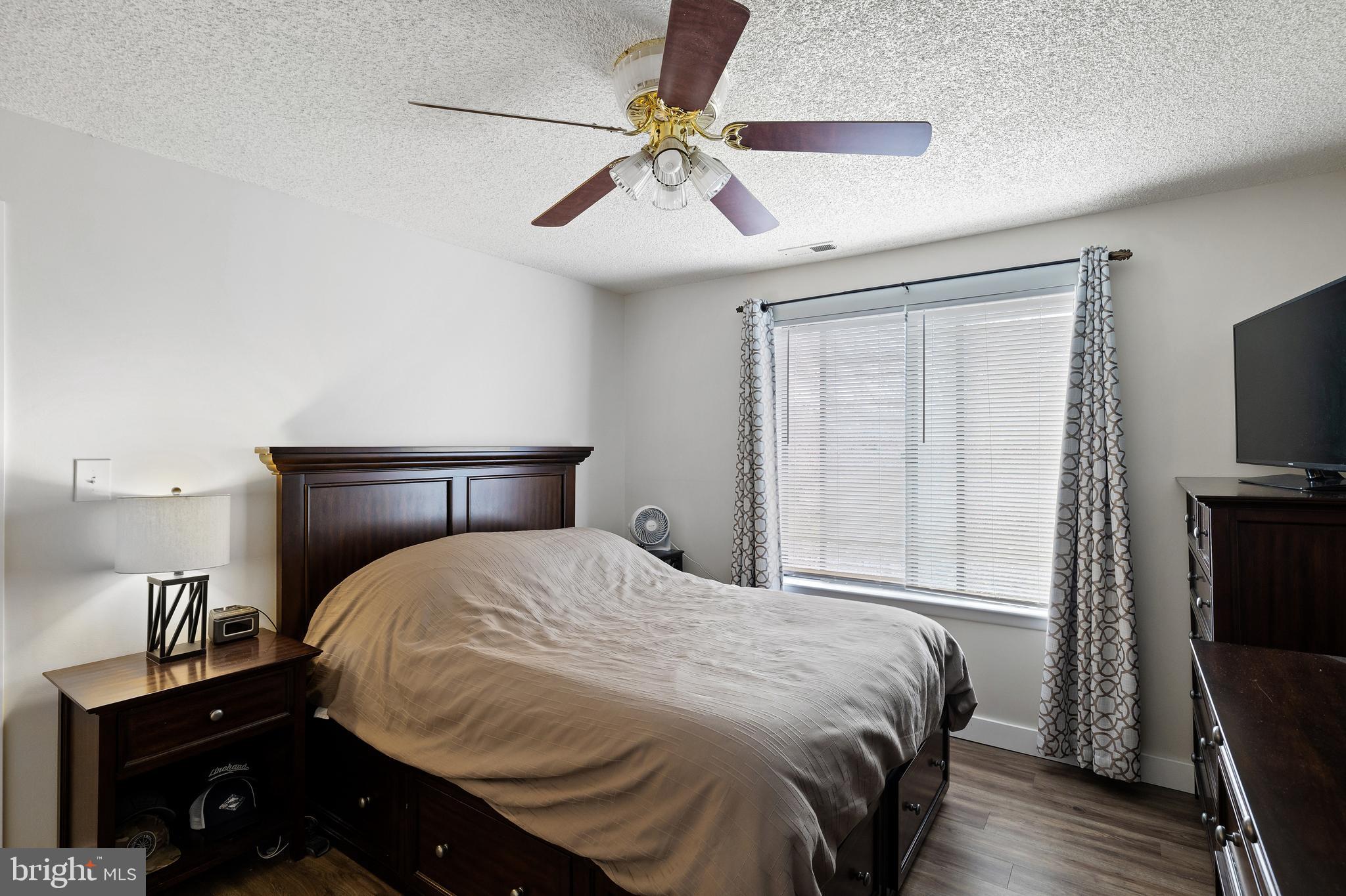4913C Dunbarton Road Mount Laurel, NJ 08054 - Photo 16 of 23 Primary Bedroom