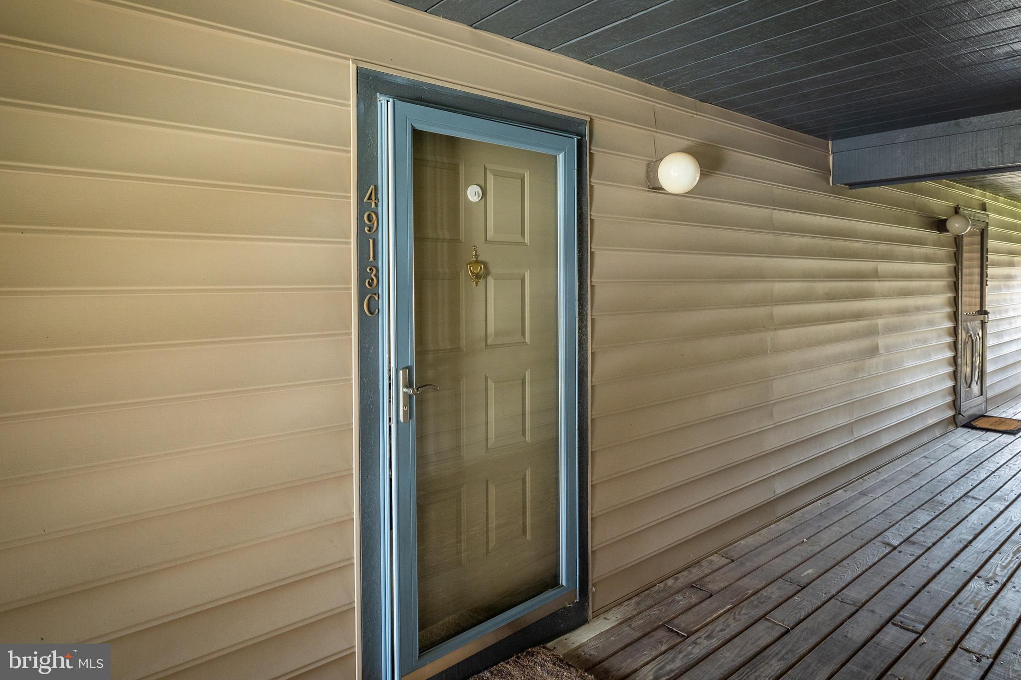 4913C Dunbarton Road Mount Laurel, NJ 08054 - Photo 4 of 23 Front Door