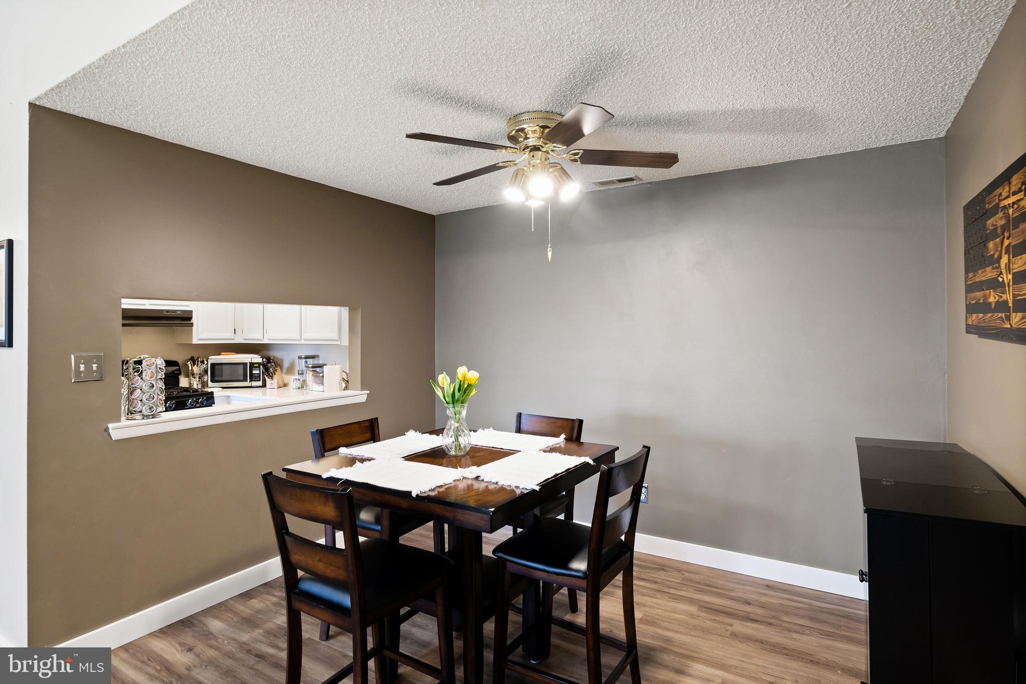 4913C Dunbarton Road Mount Laurel, NJ 08054 - Photo 10 of 23 Dining Room