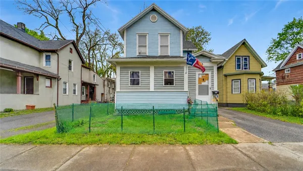 $114,900 | 28 Myrtle Street, Rochester, NY 14606