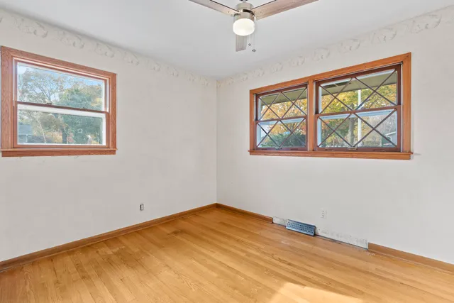 $374,900 | 2808 North Park Drive, Wauwatosa, WI 53222