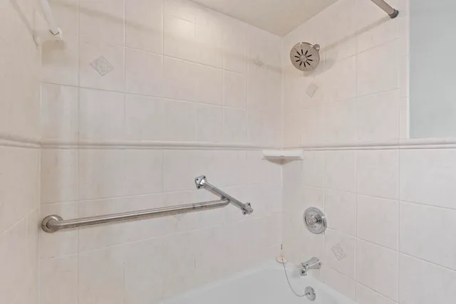 $374,900 | 2808 North Park Drive, Wauwatosa, WI 53222