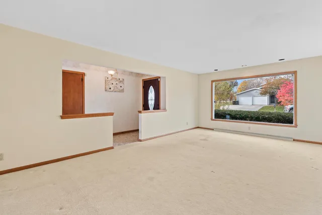 $374,900 | 2808 North Park Drive, Wauwatosa, WI 53222