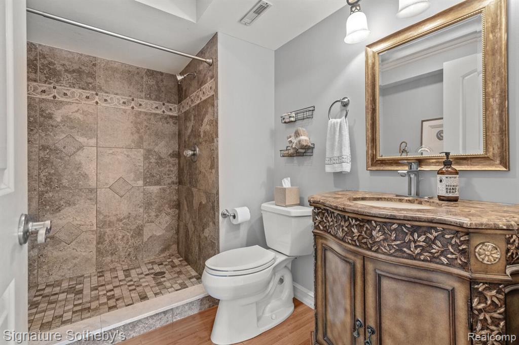1675 Riverside Drive, Unit 12 Rochester Hills, MI 48309 - Photo 16 of 29