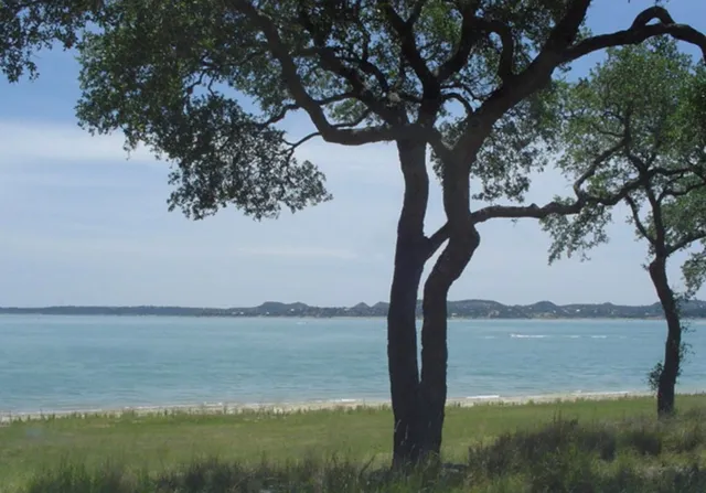 $175,000 | 643 Kings Point Drive, Canyon Lake, TX 78133