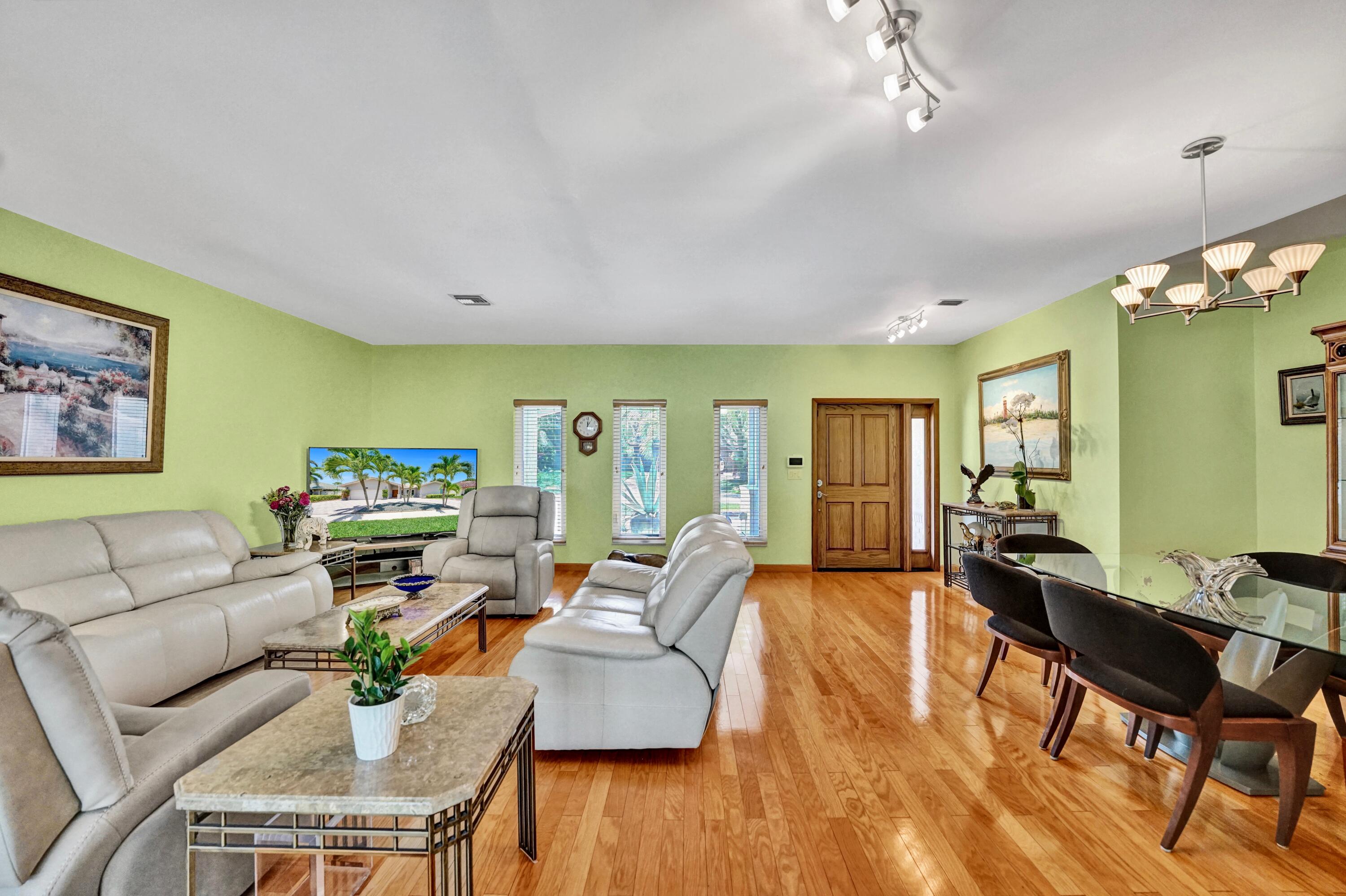 1341 Southwest 21st Lane Boca Raton, FL 33486 - Photo 14 of 65 14