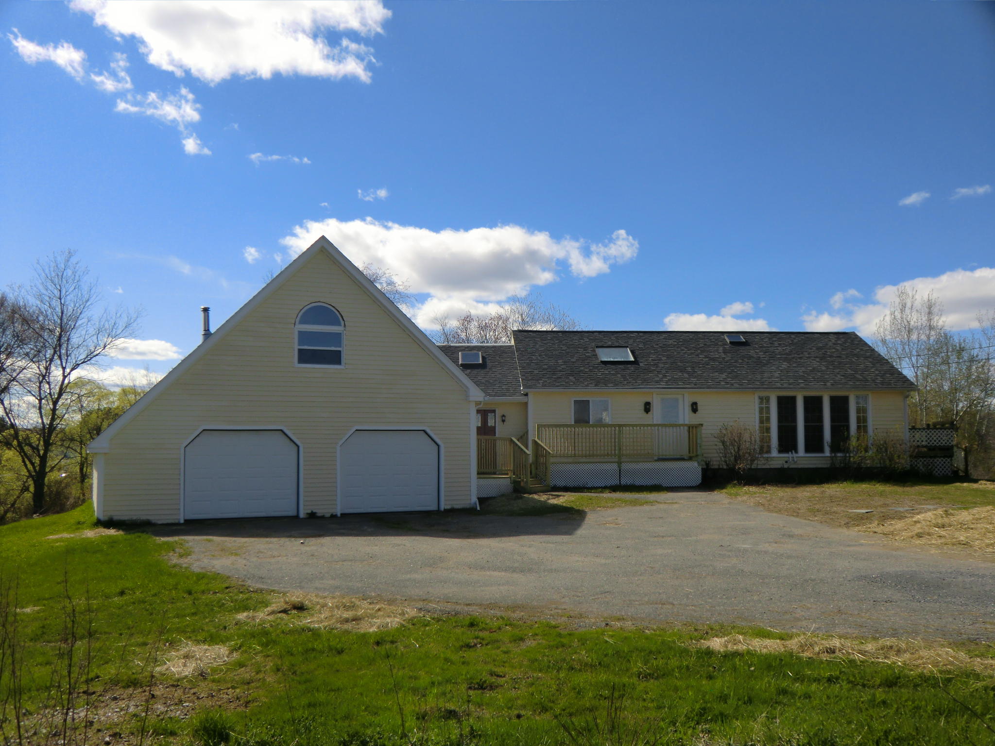 30 Mutton Lane Clinton, ME 04927 - Photo 1 of 33 Front View