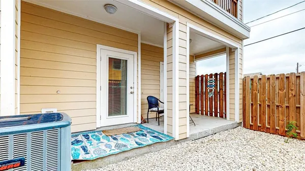 $659,000 | 1813 South 11th St Port, Unit 101, Port Aransas, TX 78373