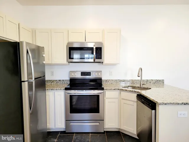 $1,150 | 452 North Loudoun Street, Unit 102, Winchester, VA 22601