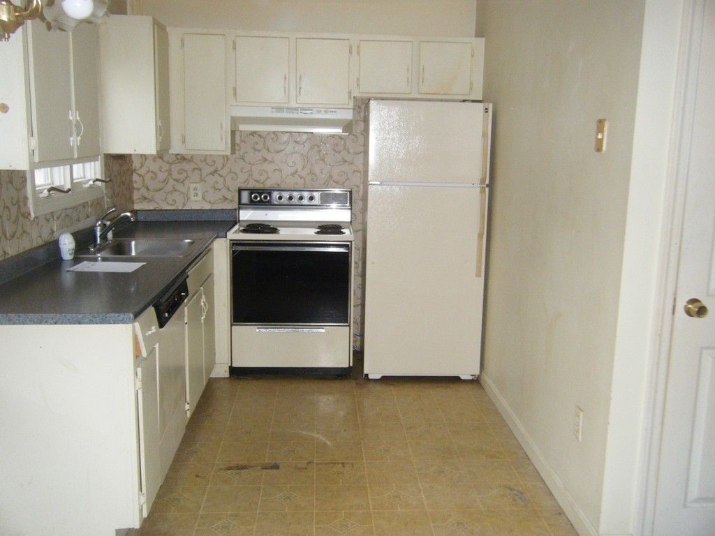 8 Schofield Road, Unit 8 Kingston, MA 02364 - Photo 5 of 12 Gallery Image 5