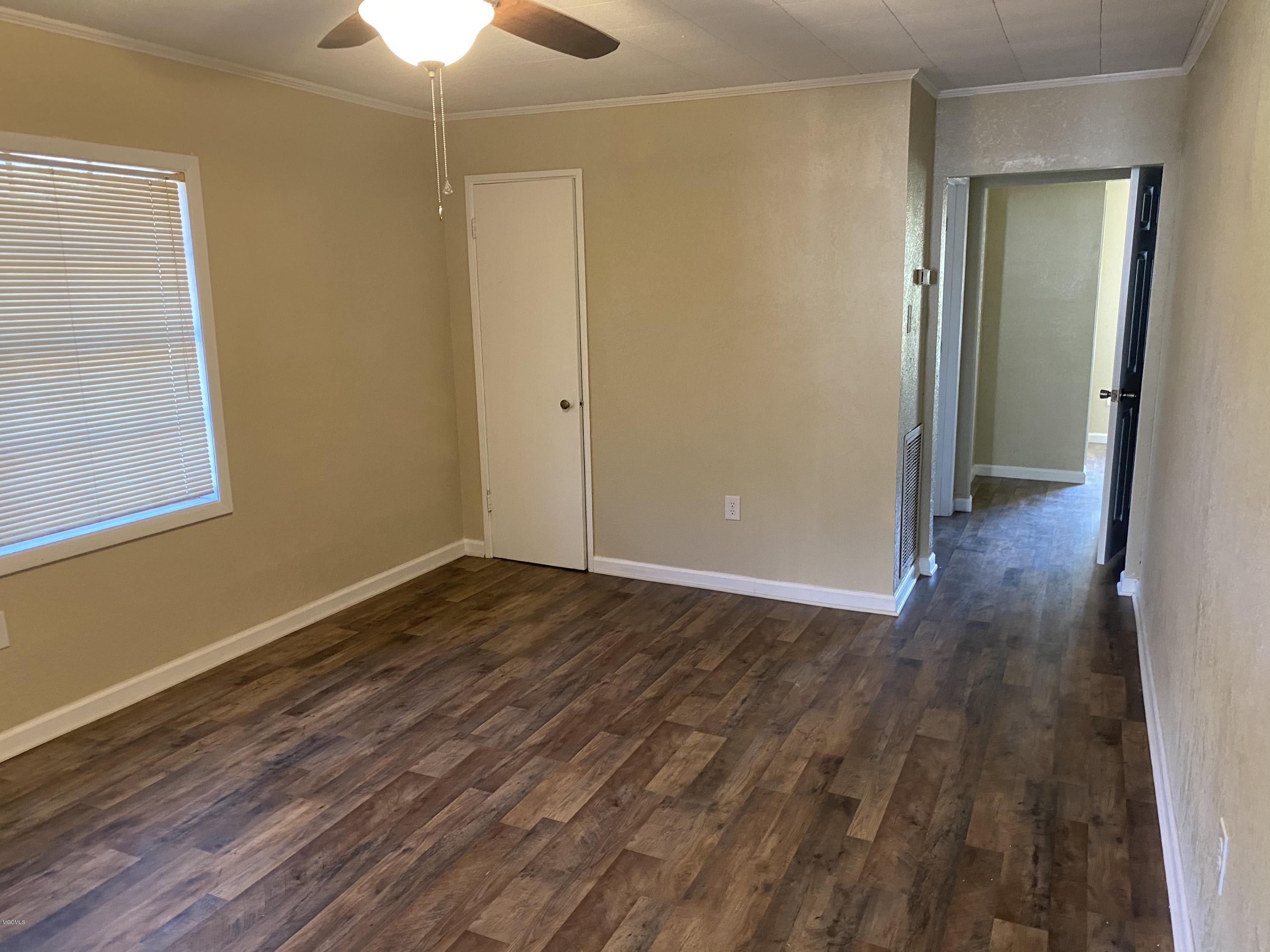 2918 Bellview Avenue Moss Point, MS 39563 - Photo 11 of 21 88A29F3E-4EBD-4173-B2EF-5760F3549D2E
