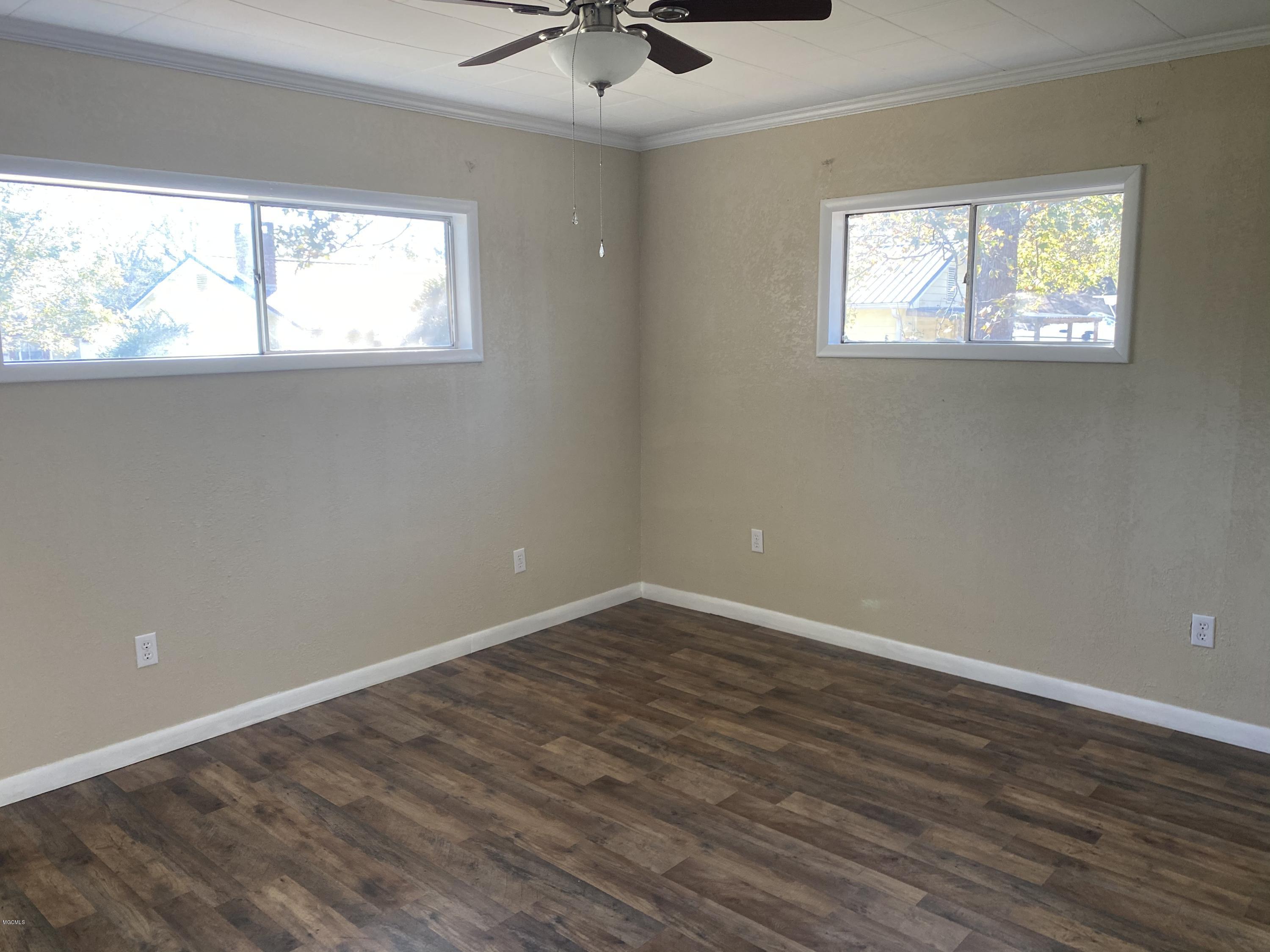2918 Bellview Avenue Moss Point, MS 39563 - Photo 19 of 21 F08E52BA-3B70-4DBF-A5E7-400A080C4D4A