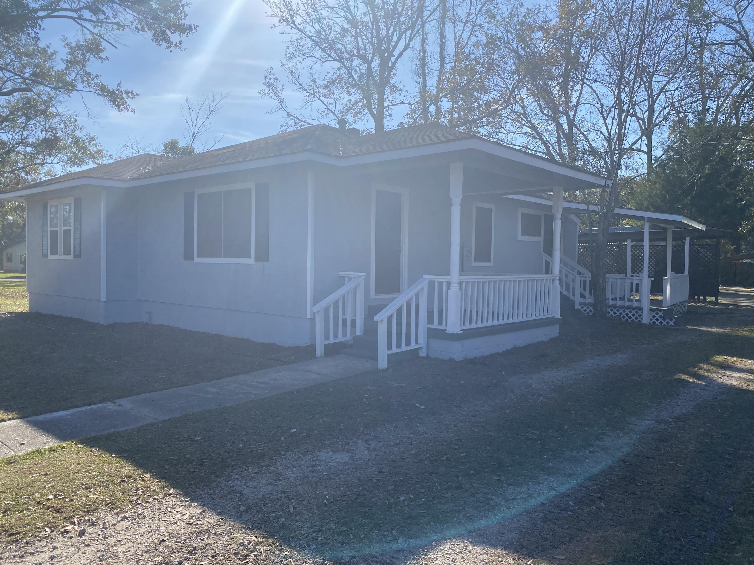 2918 Bellview Avenue Moss Point, MS 39563 - Photo 2 of 21 6E8F0FB4-471C-43DB-8FBC-C0E8127EB8FF