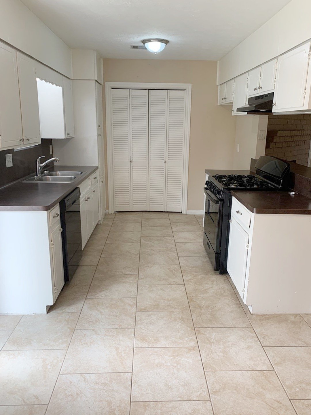 2334 Marble Falls Drive Spring, TX 77373 - Photo 6 of 17