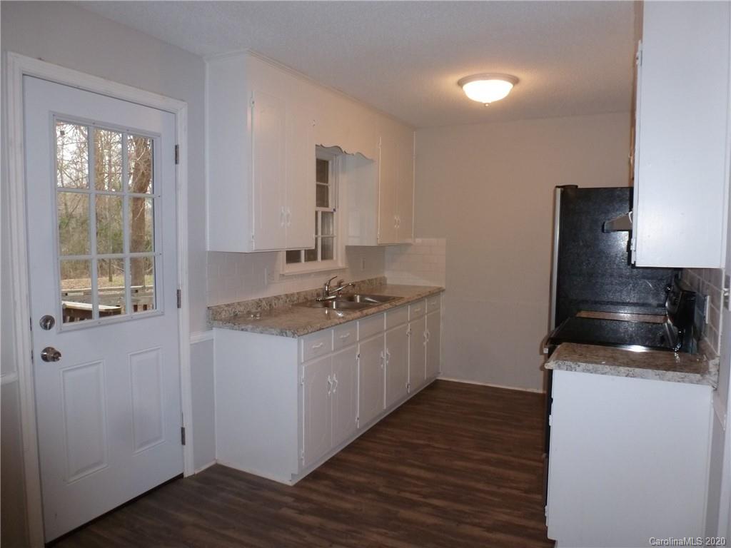 2134 Green Peach Road Lancaster, SC 29720 - Photo 4 of 20 Gallery Image 4