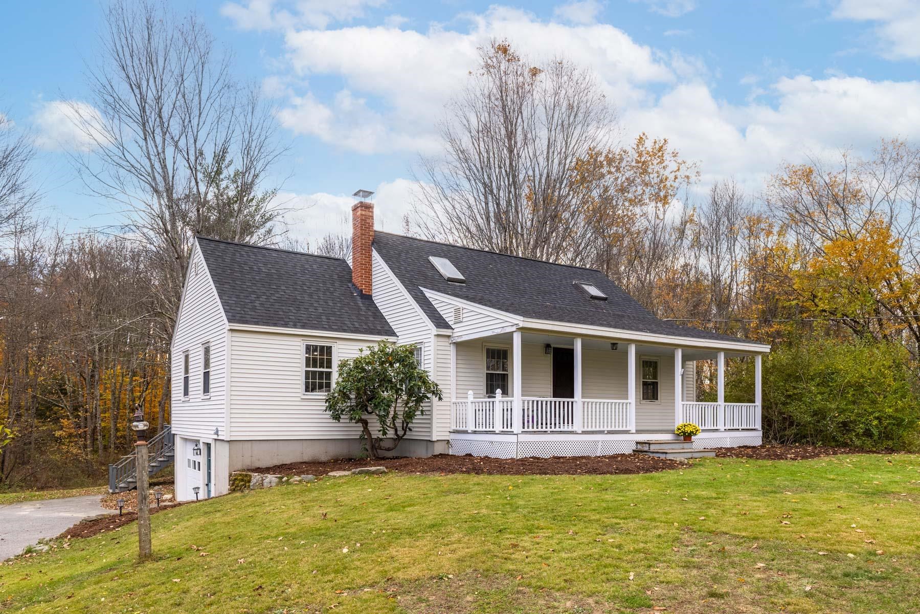 228 S Road Brentwood, NH 03833 - Photo 1 of 40