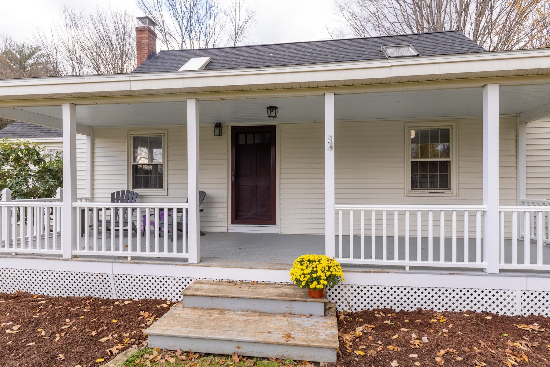 228 S Road Brentwood, NH 03833 - Photo 2 of 40