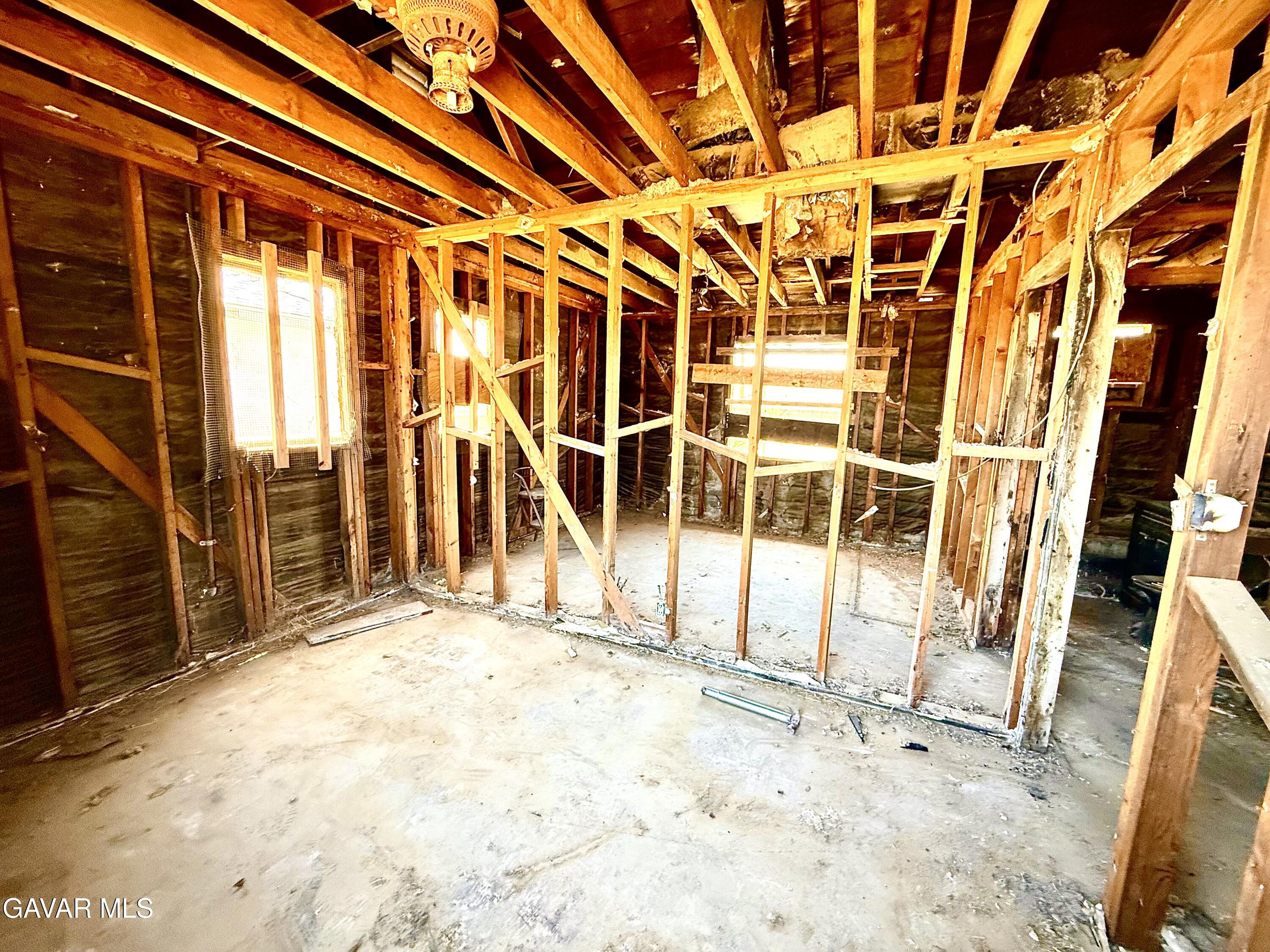 1918 Barstow Road Mojave, CA 93501 - Photo 5 of 13 IMG_1923