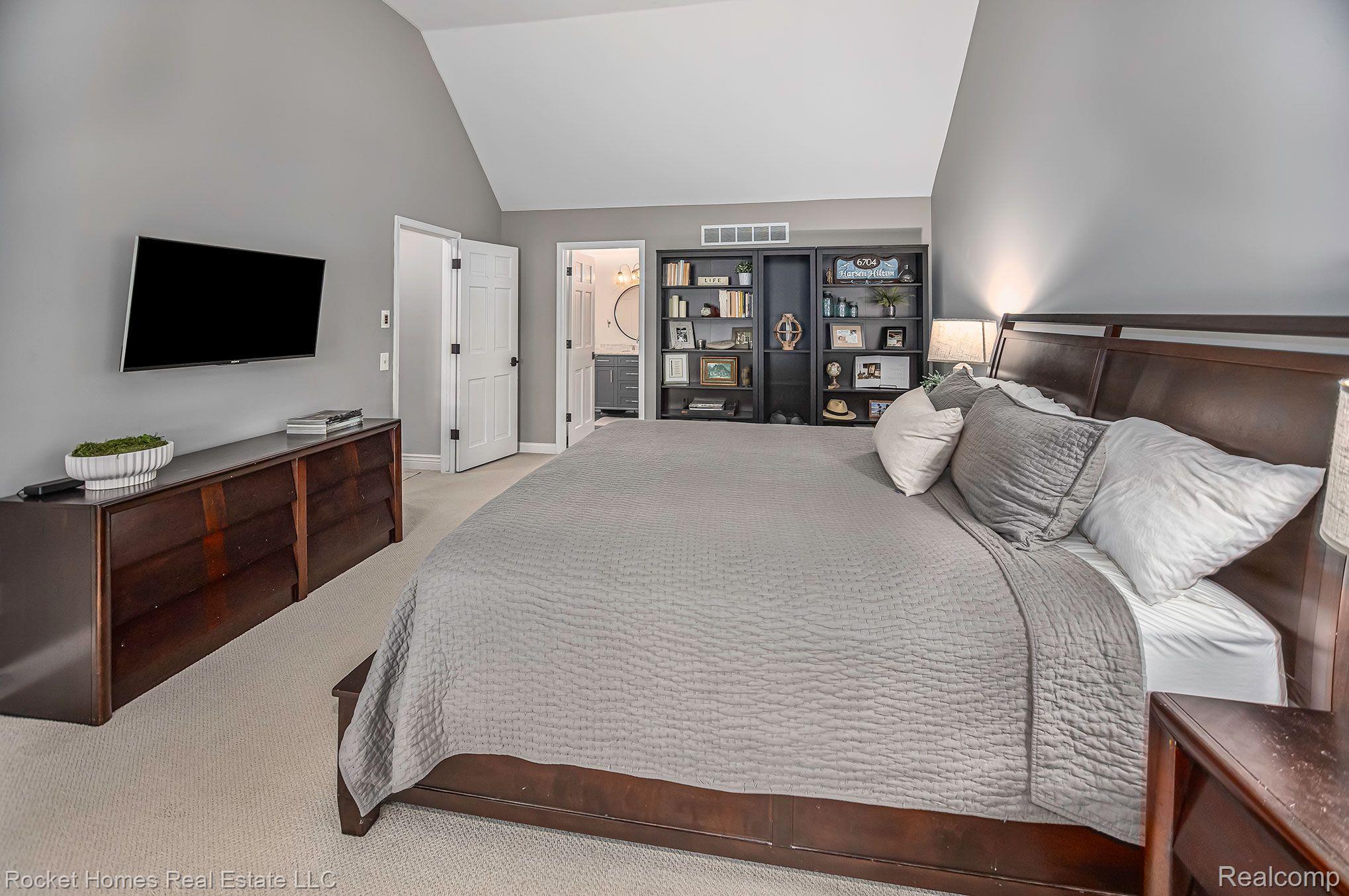 10385 Rama Court Clarkston, MI 48348 - Photo 19 of 39 Gallery Image 19