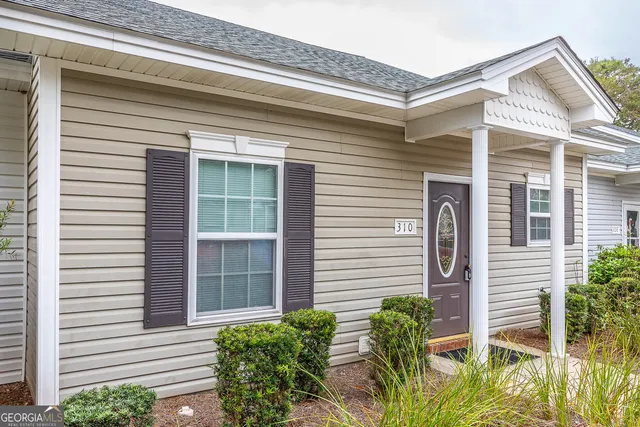 $185,000 | 310 Moss Creek Lane, Brunswick, GA 31520
