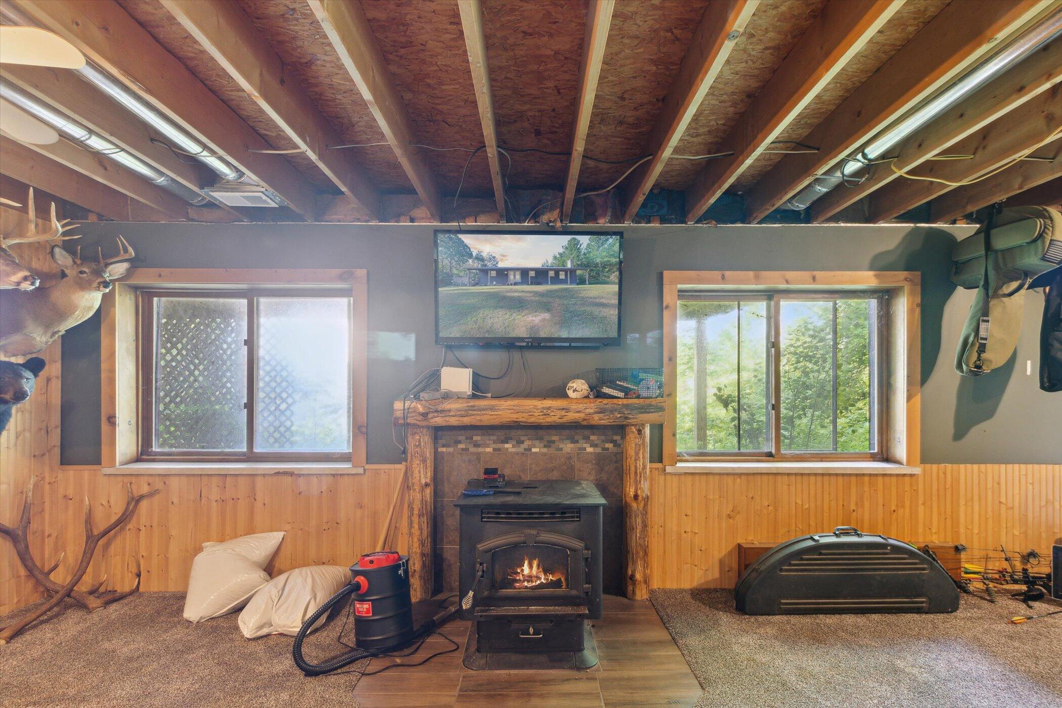 23901 22 Mile Road Paris, MI 49338 - Photo 33 of 74 33-23901-22-Mile-Rd-Paris-MI-49338-Windo