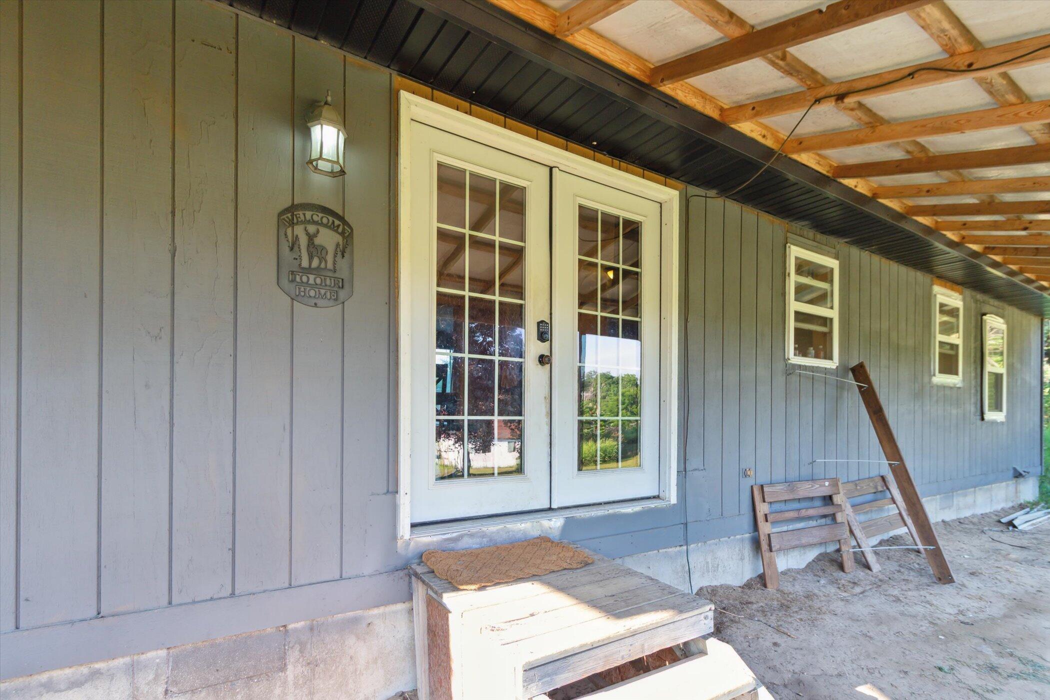23901 22 Mile Road Paris, MI 49338 - Photo 5 of 74 05-23901-22-Mile-Rd-Paris-MI-49338-Windo