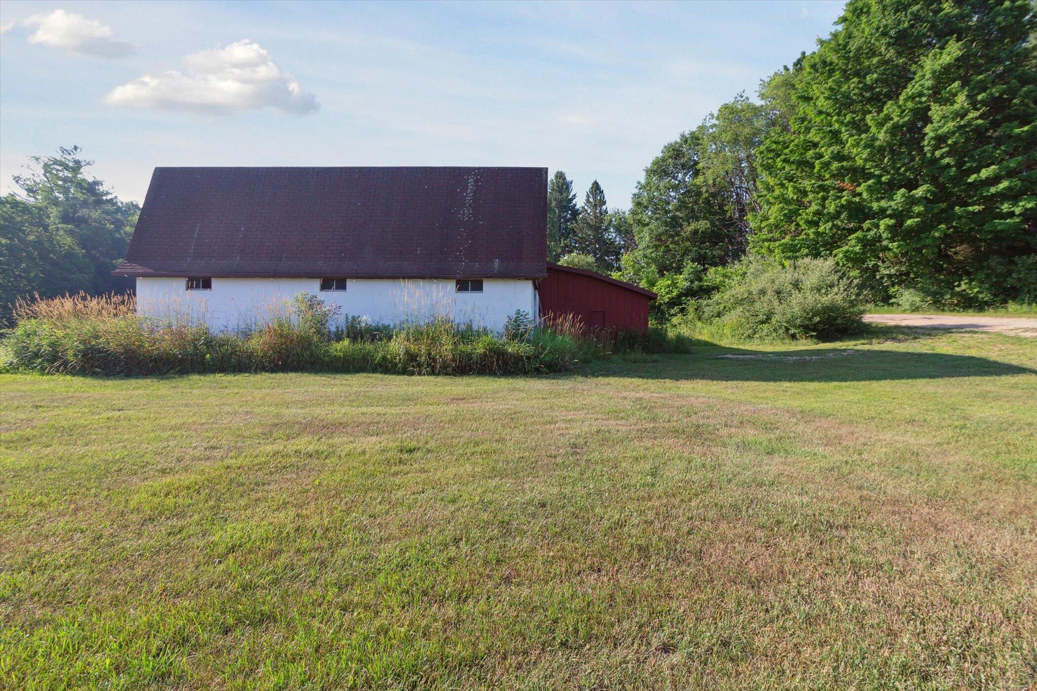 23901 22 Mile Road Paris, MI 49338 - Photo 55 of 74 55-23901-22-Mile-Rd-Paris-MI-49338-Windo