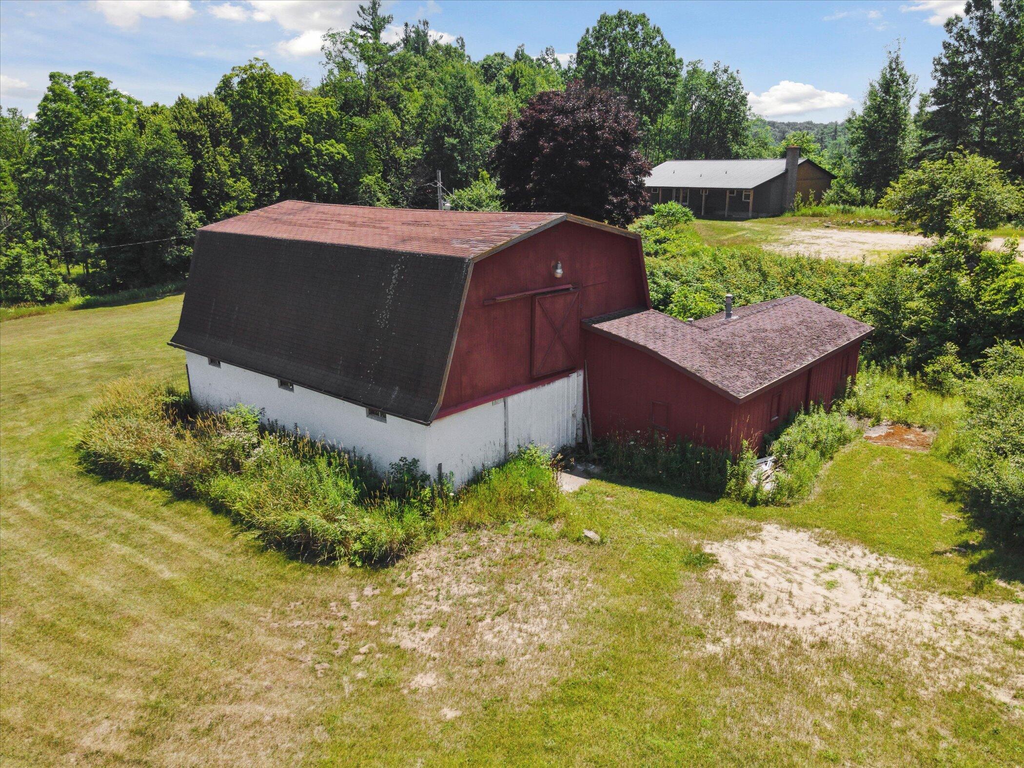 23901 22 Mile Road Paris, MI 49338 - Photo 64 of 74 64-23901-22-Mile-Rd-Paris-MI-49338-Windo