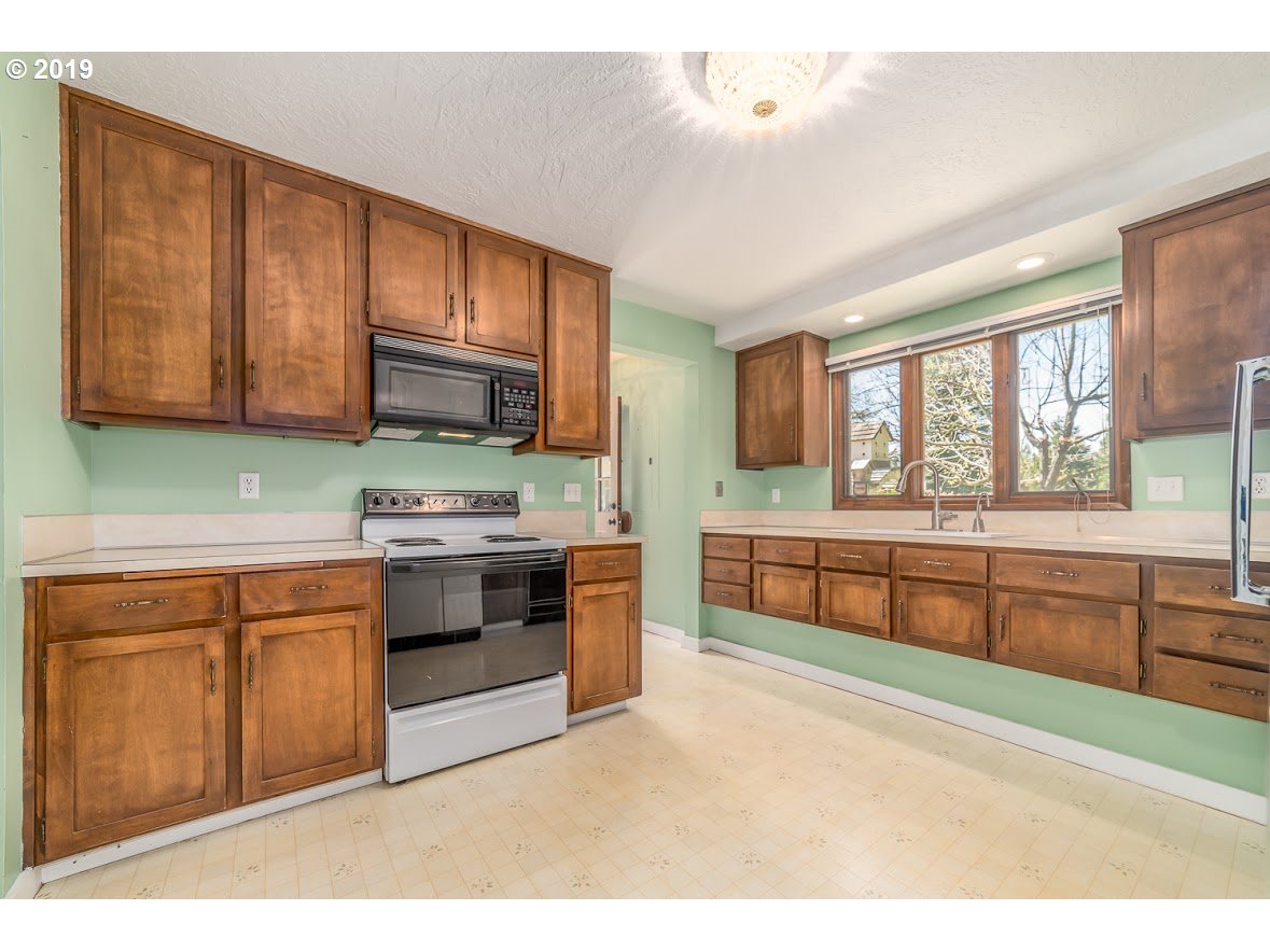 8745 Thurston Road Springfield, OR 97478 - Photo 11 of 31 Gallery Image 11