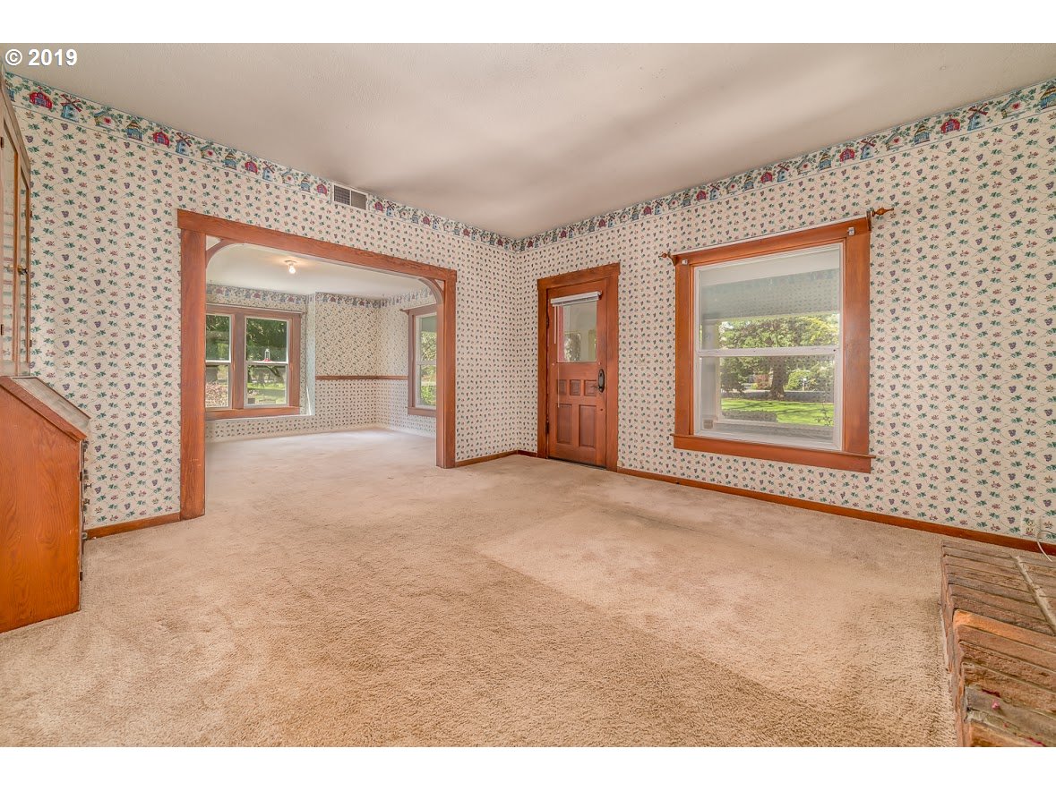 8745 Thurston Road Springfield, OR 97478 - Photo 16 of 31 Gallery Image 16