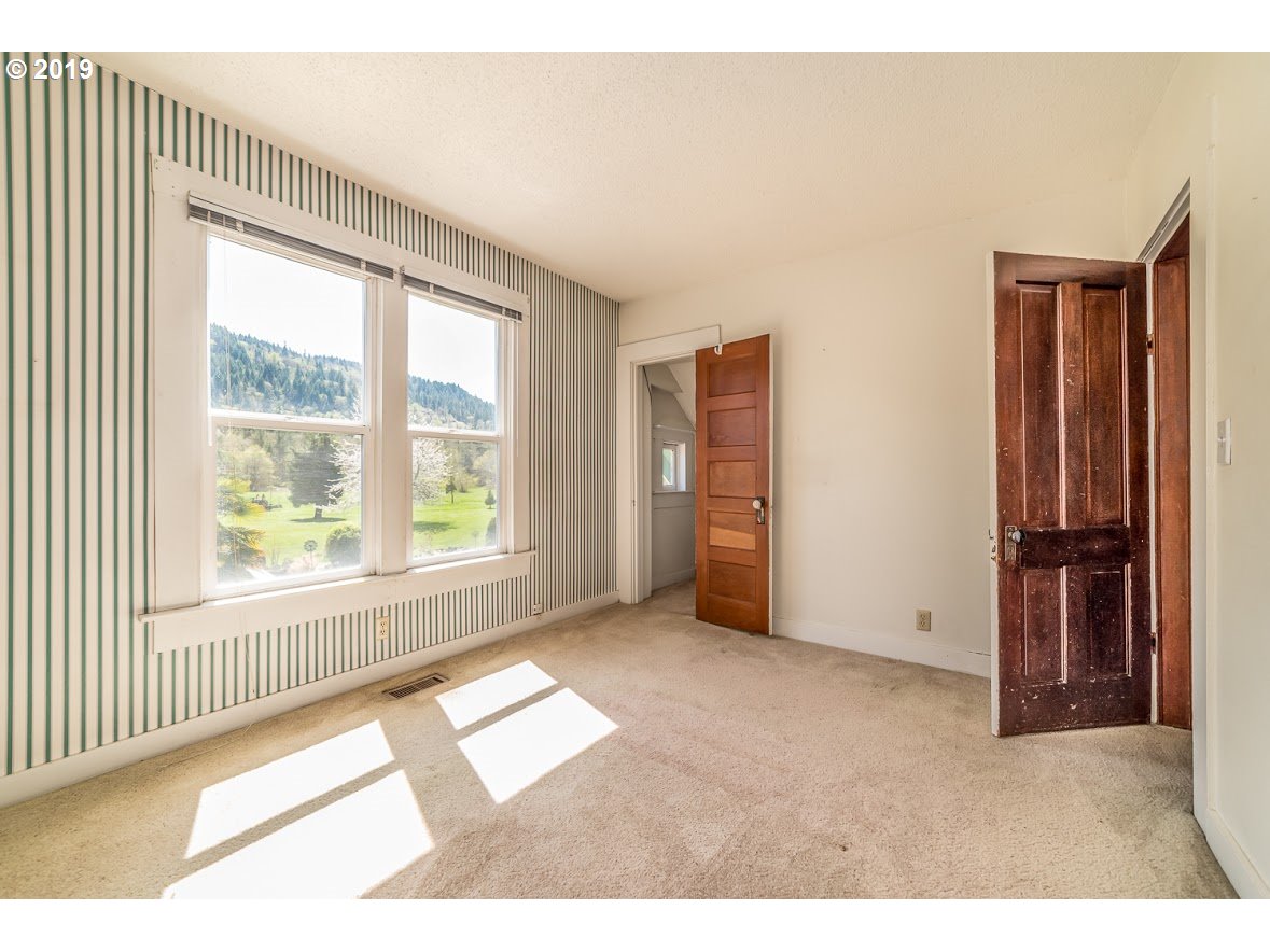 8745 Thurston Road Springfield, OR 97478 - Photo 20 of 31 Gallery Image 20
