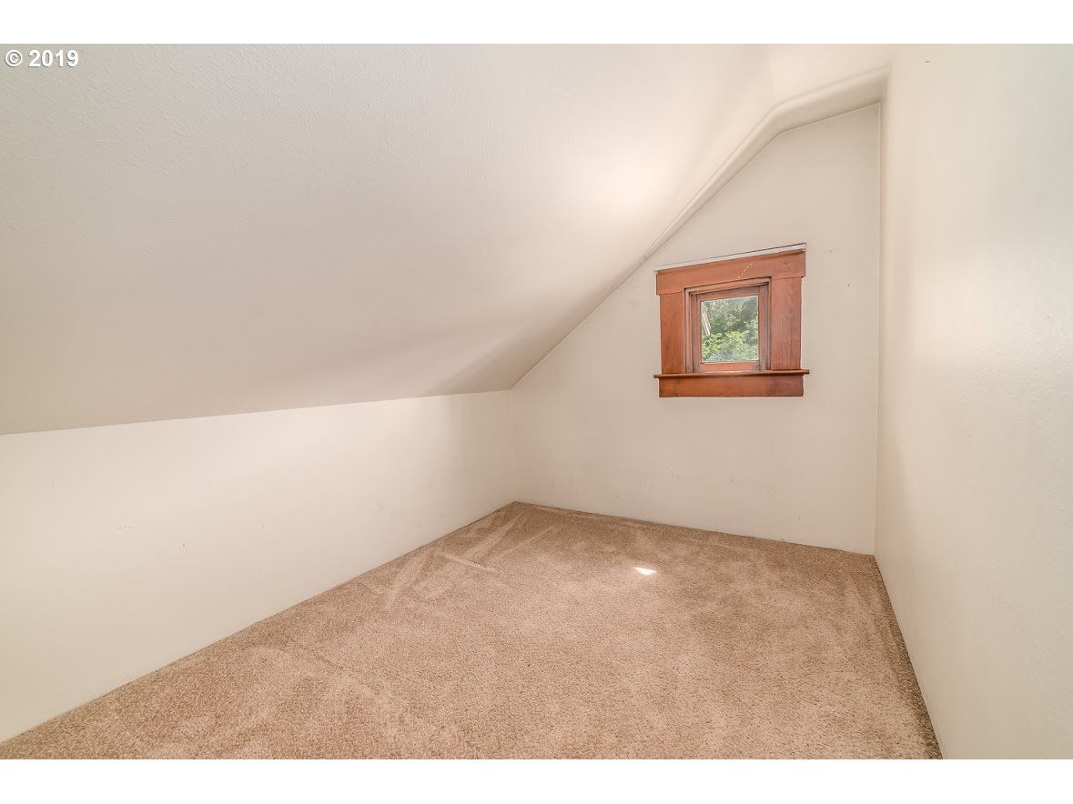 8745 Thurston Road Springfield, OR 97478 - Photo 27 of 31 Gallery Image 27